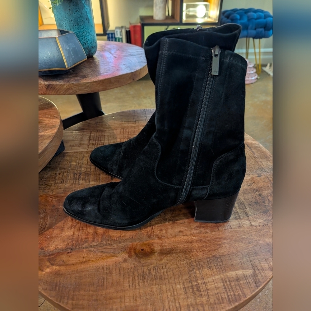 Aquatalia Tilly Weatherproof Bootie, black suede, size 9 - Picture 9 of 16